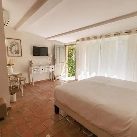 Hotel La Villa Sainte Valerie Adults Only-3